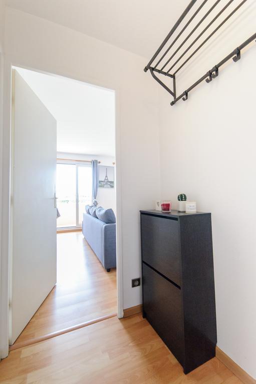 Le Marnois-Gare Apartment Нуази-ле-Гран Стая снимка