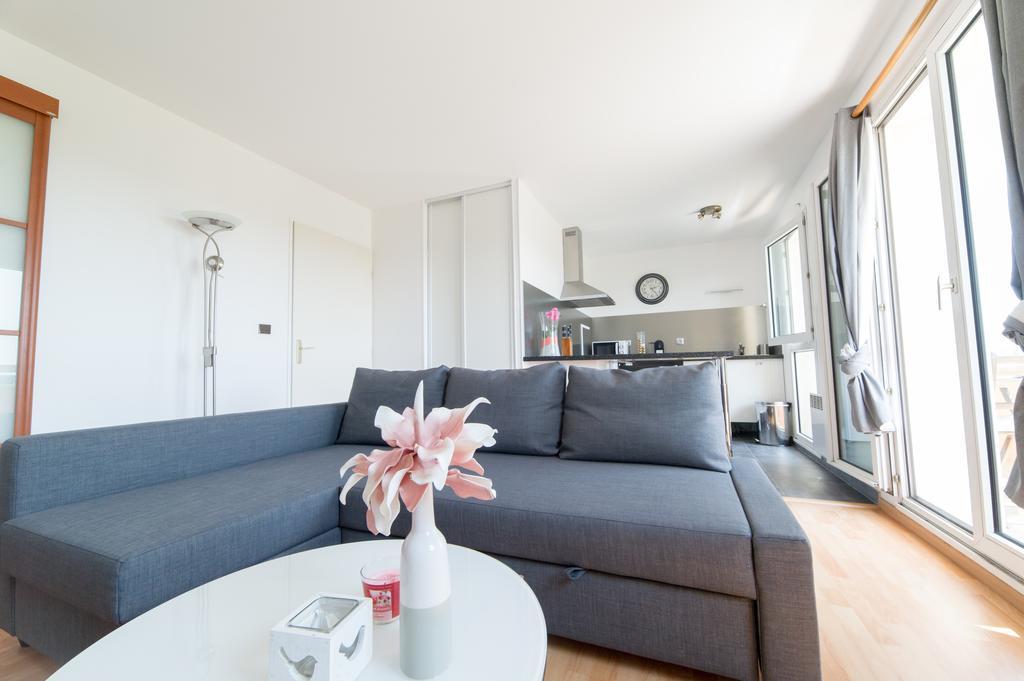 Le Marnois-Gare Apartment Нуази-ле-Гран Стая снимка