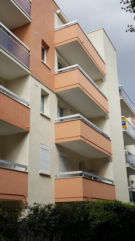 Le Marnois-Gare Apartment Нуази-ле-Гран Екстериор снимка
